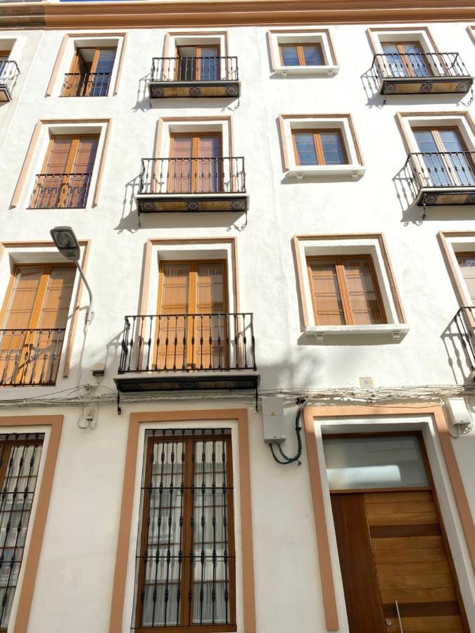 Hispalis Plaza De Santa Cruz Севилья Экстерьер фото