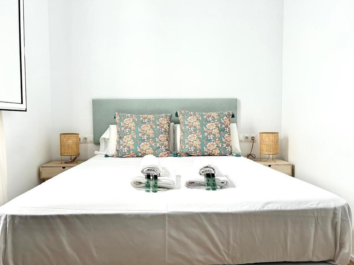 Hispalis Plaza De Santa Cruz Севилья Экстерьер фото